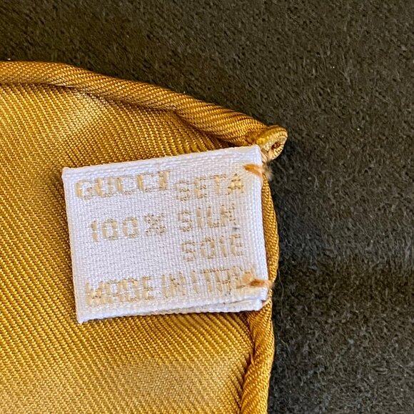 Vintage Gucci Scarf 100% Silk - Picture 2 of 9